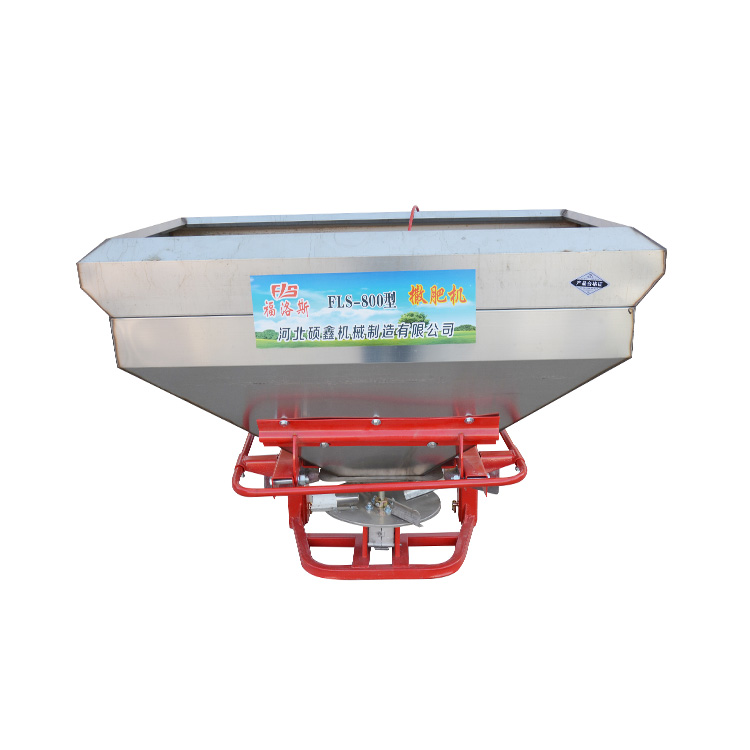 Závěsný rozmetač hnojiv